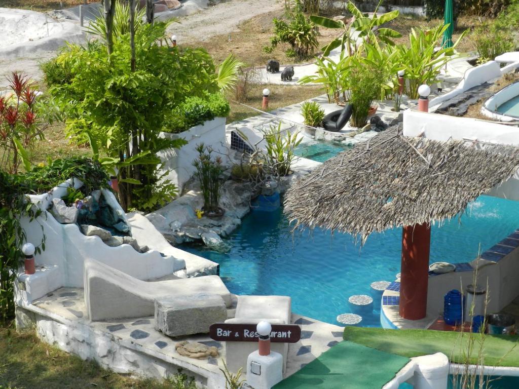 Mirabel Club Resort Praia de Jomtien Exterior foto