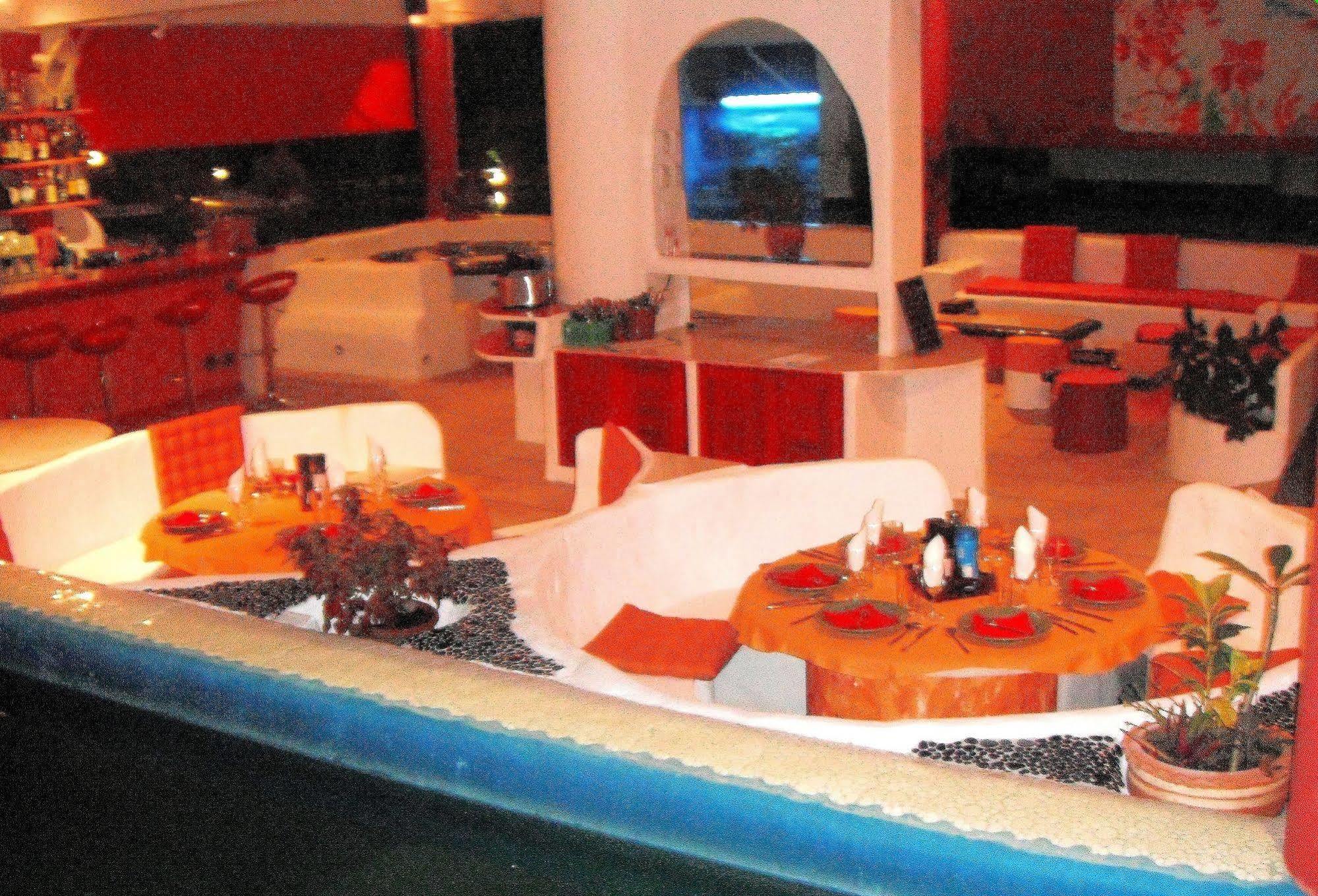 Mirabel Club Resort Praia de Jomtien Exterior foto